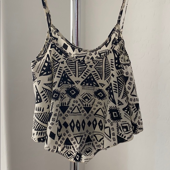 Crop Top - Picture 2 of 3